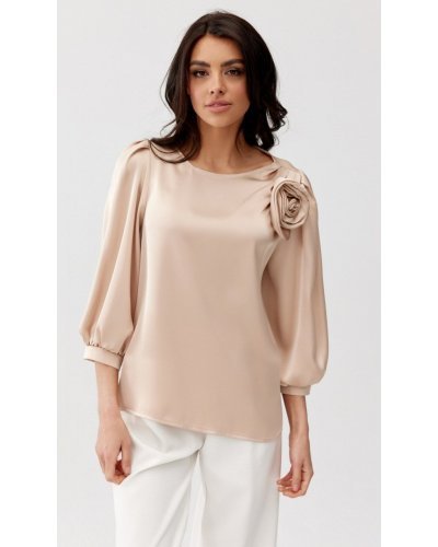 Bluza dama eleganta, din satin, bej, cu floare, GianaR Bluze dama, Bluza dama eleganta, din satin, bej, cu floare, GianaR - jojofashion.ro