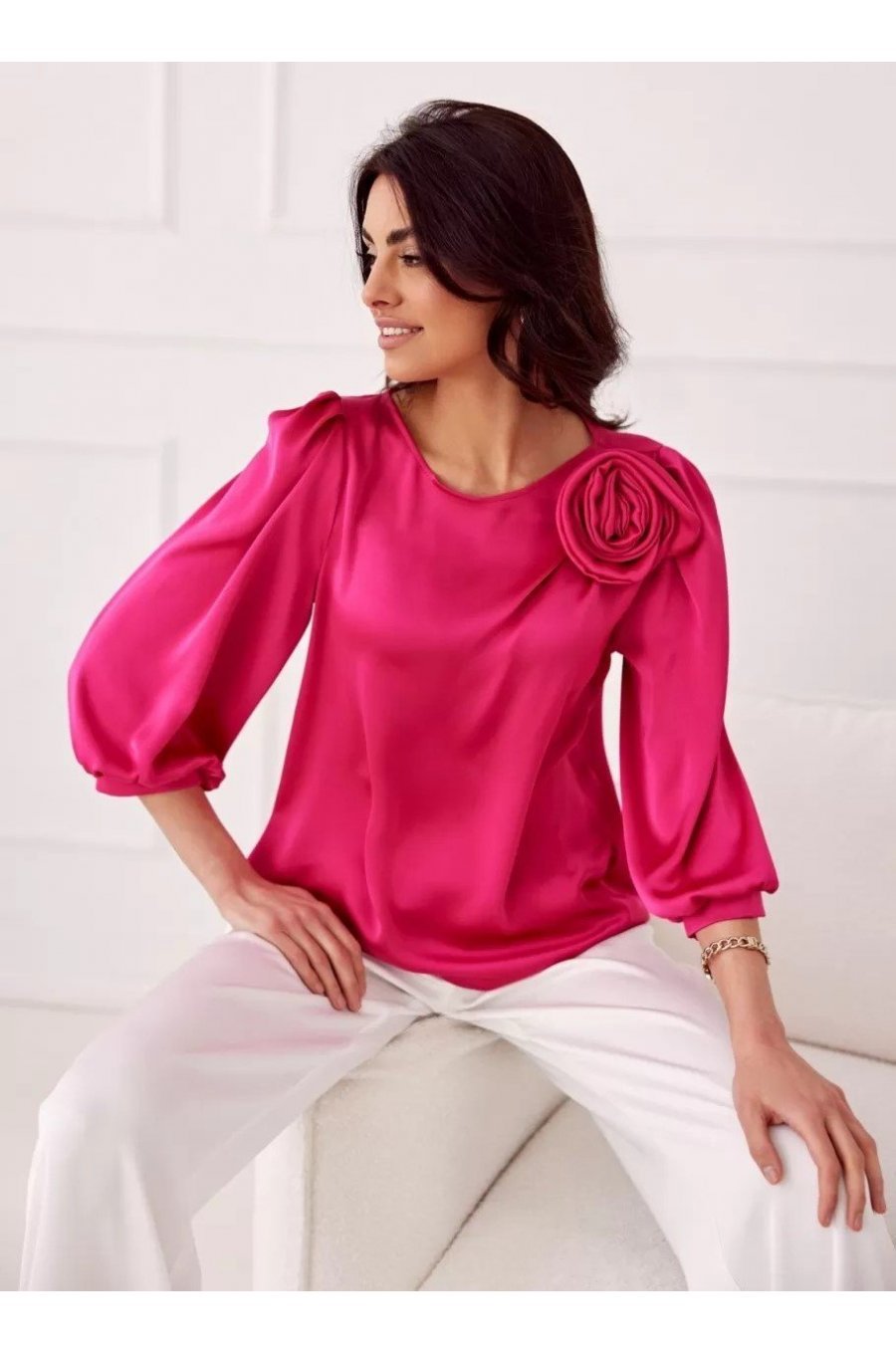 Bluza dama eleganta, din satin, roz fucsia, cu floare, GianaR 3 - jojofashion.ro