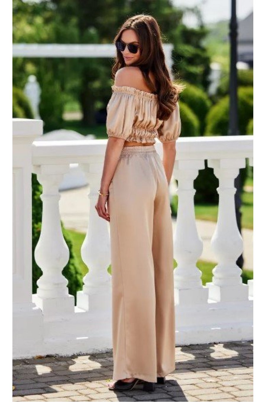 Pantaloni dama evazati, din satin, bej, cu elastic in talie, Tarifa 3 - jojofashion.ro