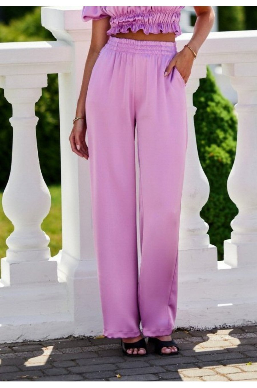 Pantaloni dama evazati, din satin, lila, cu elastic in talie, Tarifa Pantaloni dama evazati, din satin, lila, cu elastic in talie, Tarifa 1 - jojofashion.ro
