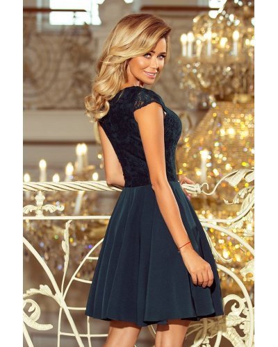 Rochie scurta verde cu dantela in clos Aubrey Rochii scurte, Rochie scurta verde cu dantela in clos Aubrey - jojofashion.ro