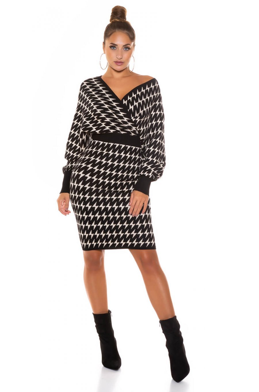 Rochie tricotata, midi, bej-negru, petrecuta, cu maneca lunga, Luiza 3 - jojofashion.ro