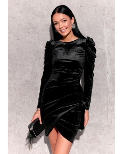 Rochie scurta din catifea neagra, mulata, cu maneca lunga, drapata, Lola Rochii de club, Rochie scurta din catifea neagra, mulata, cu maneca lunga, drapata, Lola - jojofashion.ro