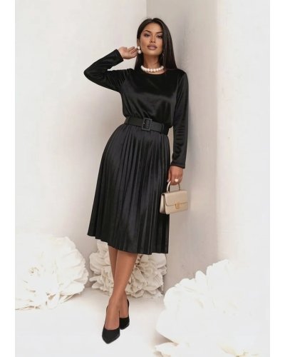 Rochii de iarna, Rochie neagra din catifea plisata cu maneca lunga Aryanne - jojofashion.ro