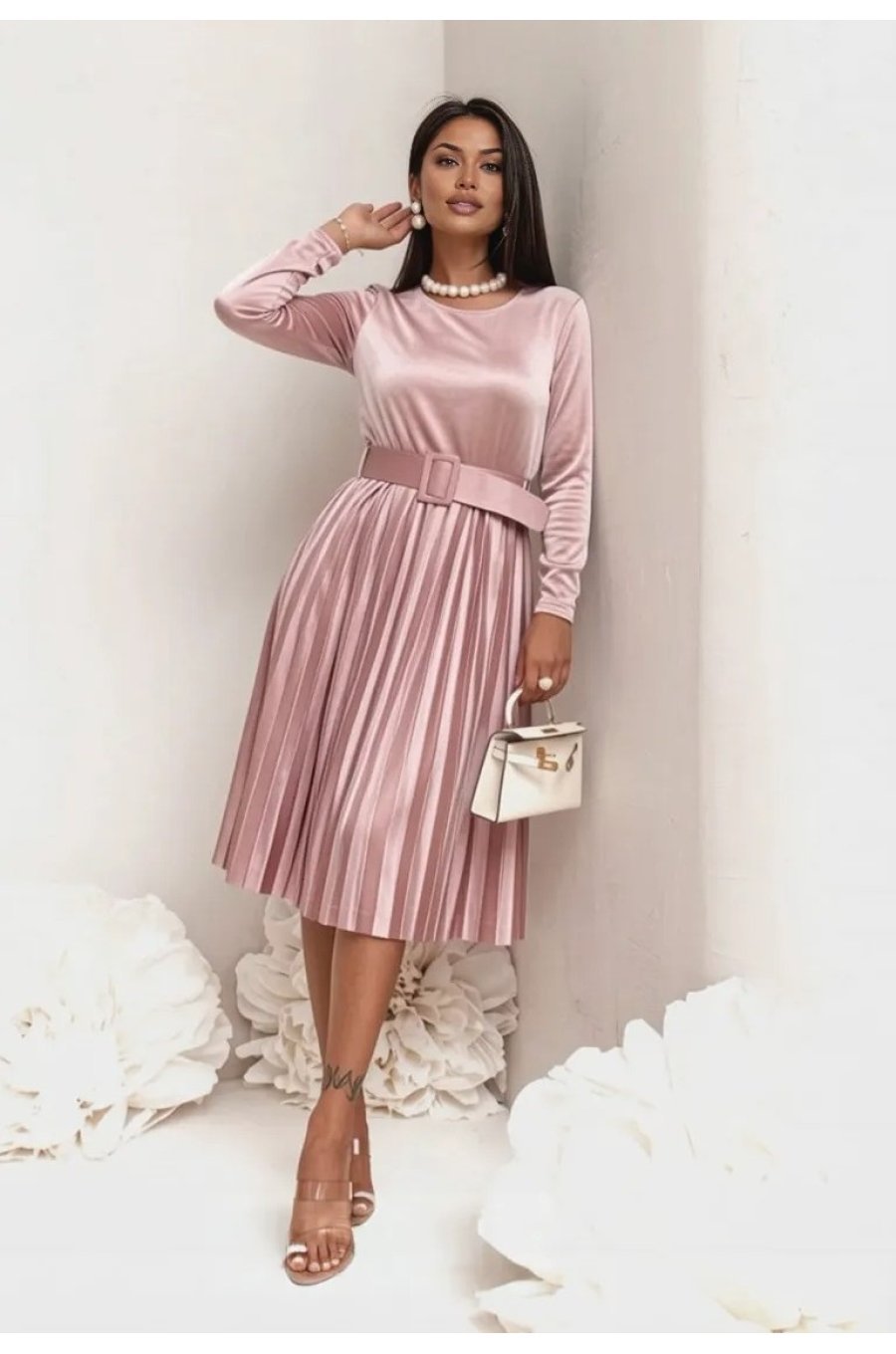 Rochie plisata din catifea roz cu maneca lunga Aryanne 2 - jojofashion.ro