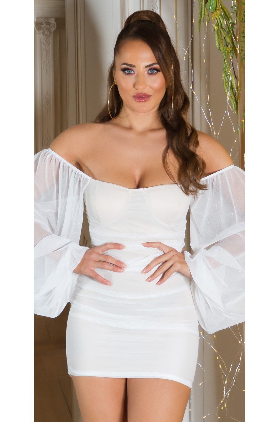 Rochie scurta ecru mulata din voal cu maneca lunga si umerii goi Sibel  1 - jojofashion.ro