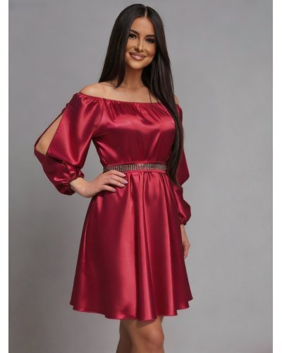 Rochii fabricate in Romania, Rochie scurta rosie din satin babydoll cu umerii goi Calirroe  - jojofashion.ro