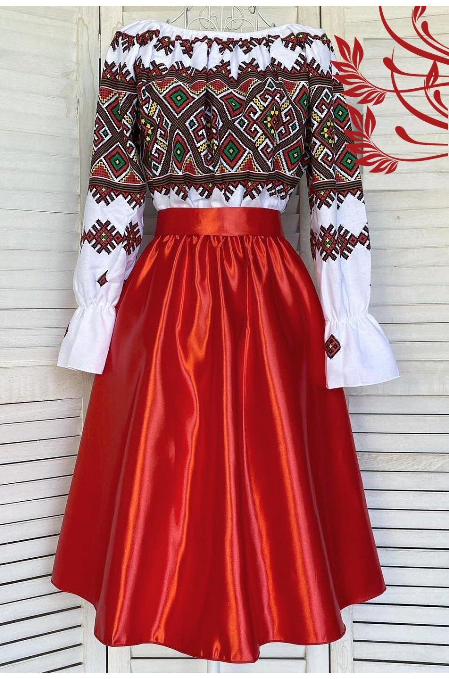 Rochie traditonala midi, din tafta, rosie, cu maneca lunga, Alessa 1 - jojofashion.ro