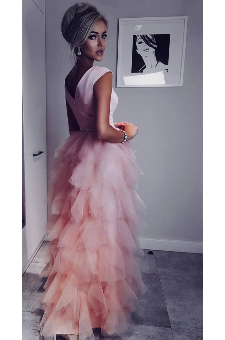 Rochie lunga cu pene din tul roz pal Dana 3 - jojofashion.ro