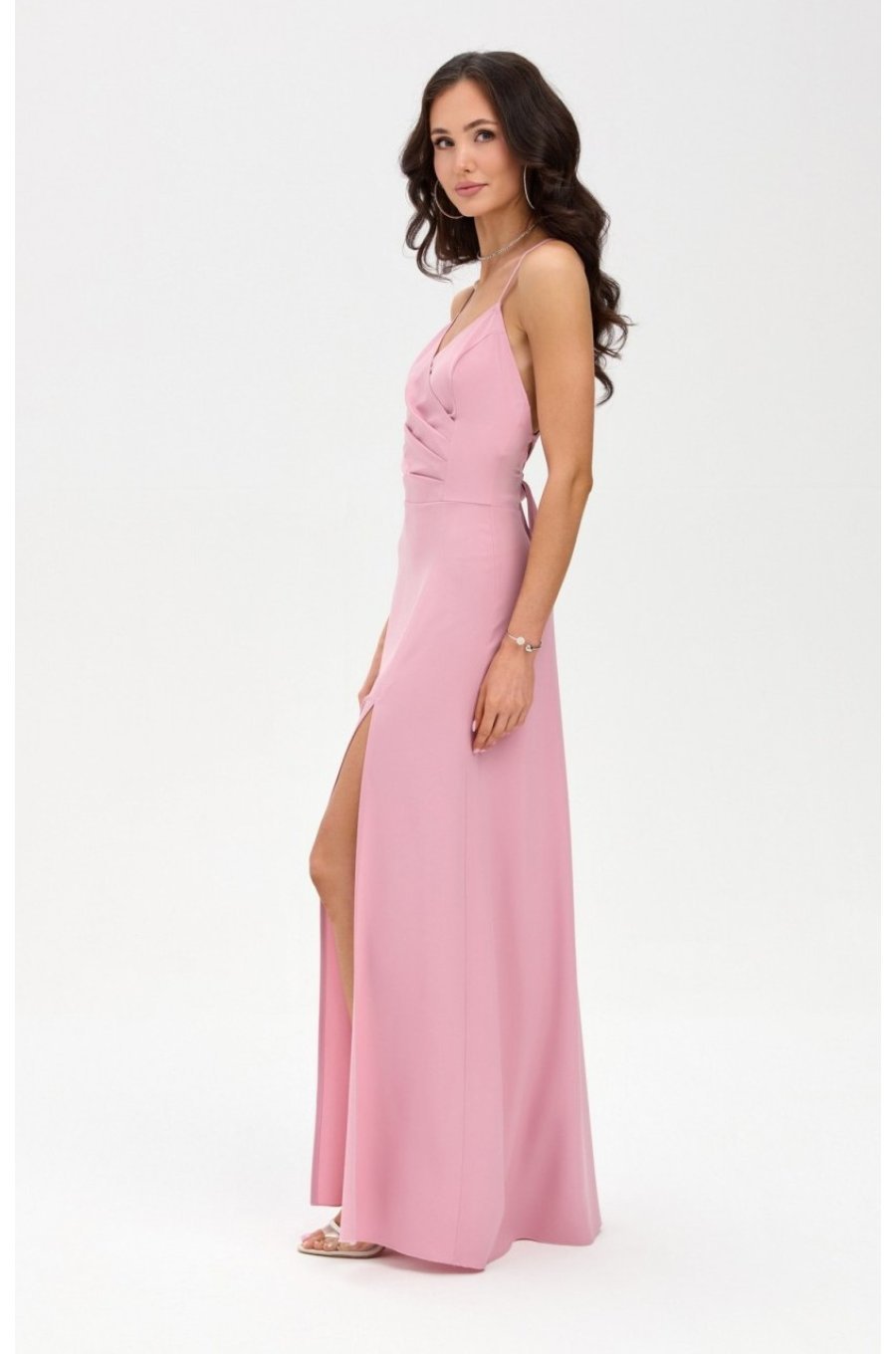 Rochie de ocazie lunga roz pudra crapata pe picior cu spatele gol LivianaR 3 - jojofashion.ro