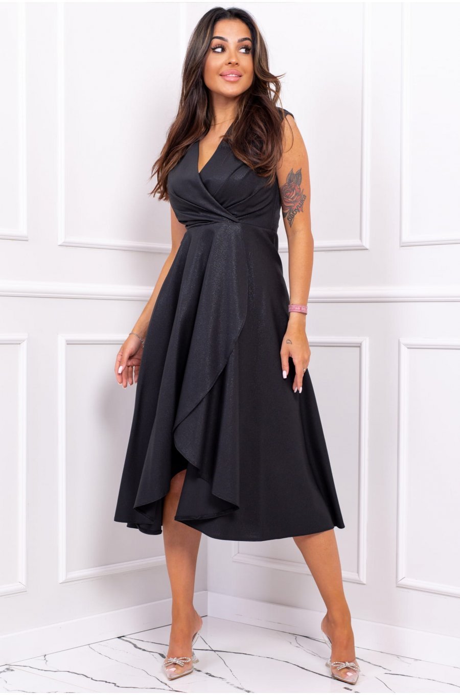 Rochie midi neagra din brocard Greta Rochie midi neagra din brocard Greta 1 - jojofashion.ro