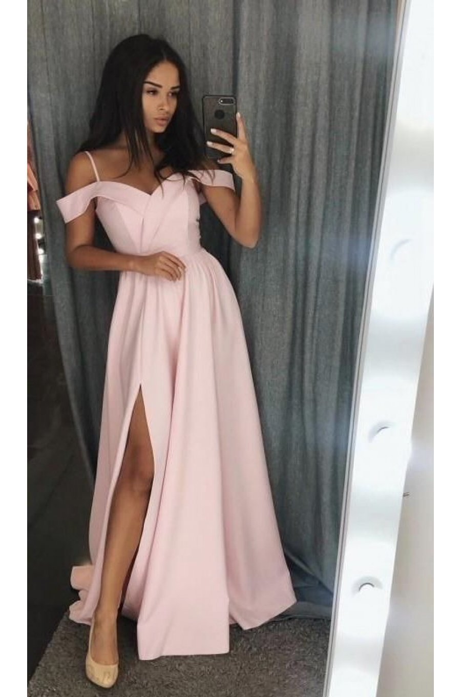 Rochie domnisoare de onoare, lunga, roz pastelat, cu umerii goi, Kosmina 1 - jojofashion.ro