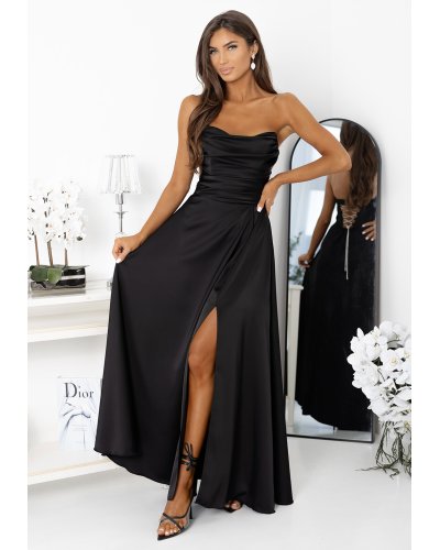 Rochie eleganta lunga neagra cu bust tip corset cu umerii goi VenussW  - jojofashion.ro