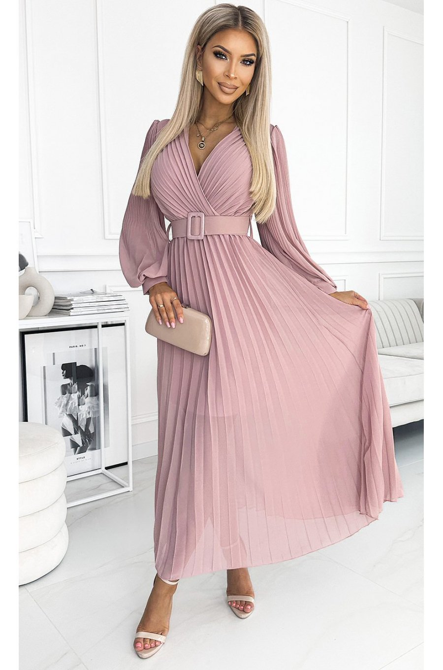 Rochie lunga plisata din chiffon roz pudrat cu maneca lunga vaporoasa Vaneira 1 - jojofashion.ro