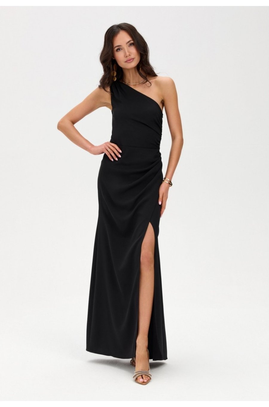 Rochie neagra lunga mulata crapata pe picior cu un umar gol CelestiaR 1 - jojofashion.ro