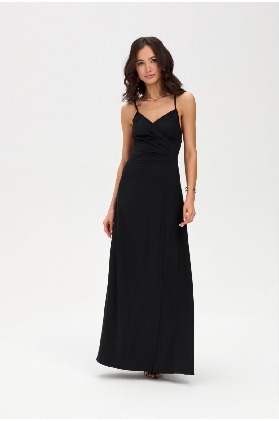 Rochie neagra lunga petrecuta cu spatele gol LivianaR 3 - jojofashion.ro