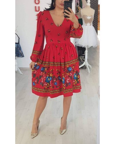 Rochie midi traditionala rosie cu print gipsy Rose Rochii rosii, Rochie midi traditionala rosie cu print gipsy Rose - jojofashion.ro