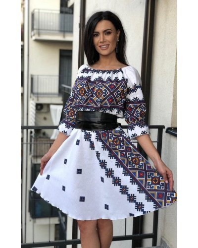 Rochie traditionala midi, alba cu print albastru, cu maneca lunga, Lesya Rochii albe, Rochie traditionala midi, alba cu print albastru, cu maneca lunga, Lesya - jojofashion.ro