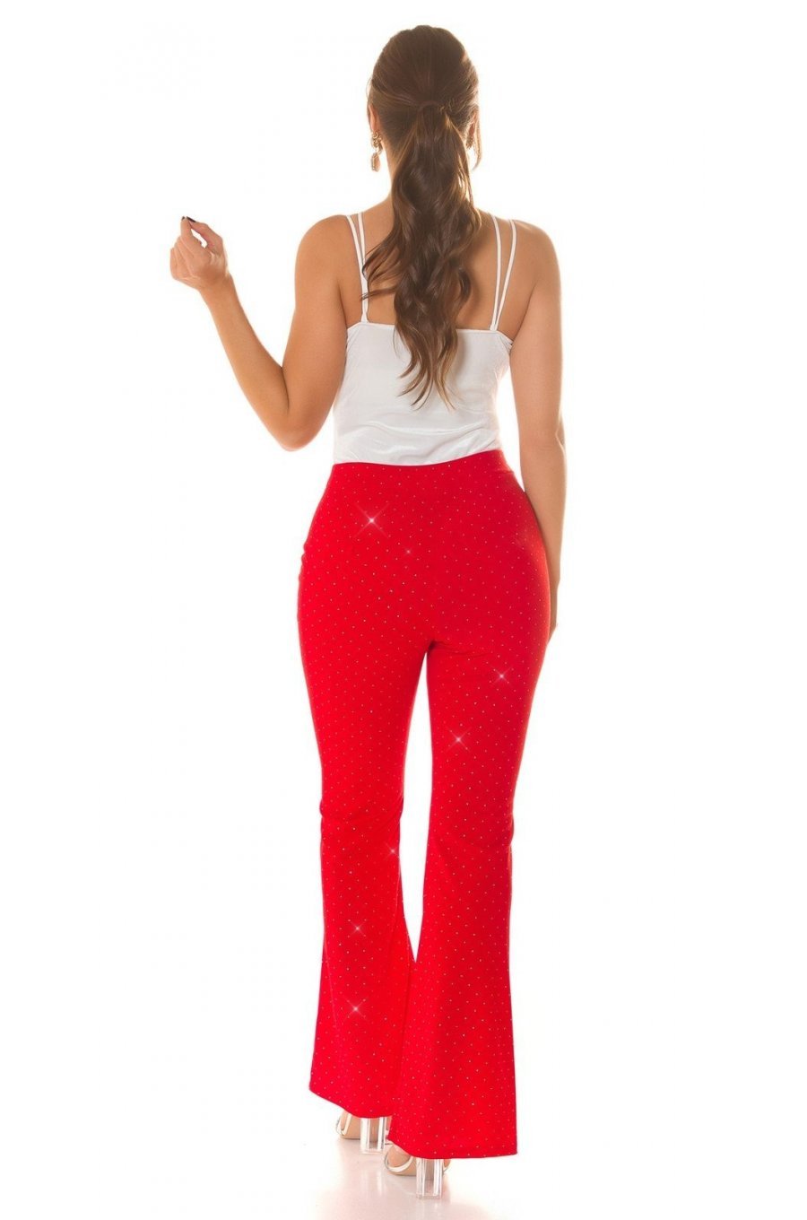 Top dama alb, din catifea, cu bretelute si cupe, Danni Top dama alb, din catifea, cu bretelute si cupe, Danni 4 - jojofashion.ro