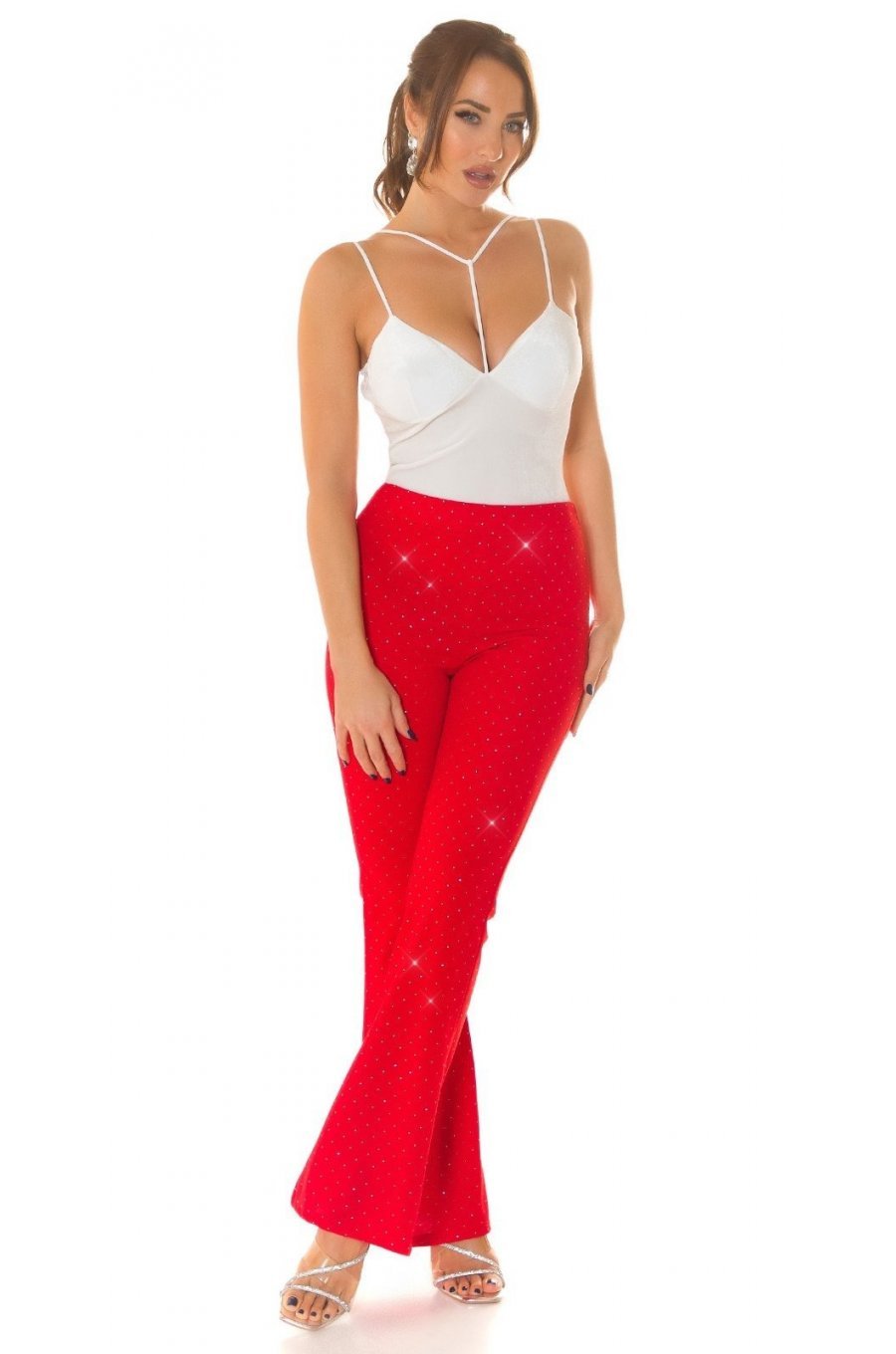 Top dama alb, din catifea, cu bretelute si cupe, Danni Top dama alb, din catifea, cu bretelute si cupe, Danni 5 - jojofashion.ro
