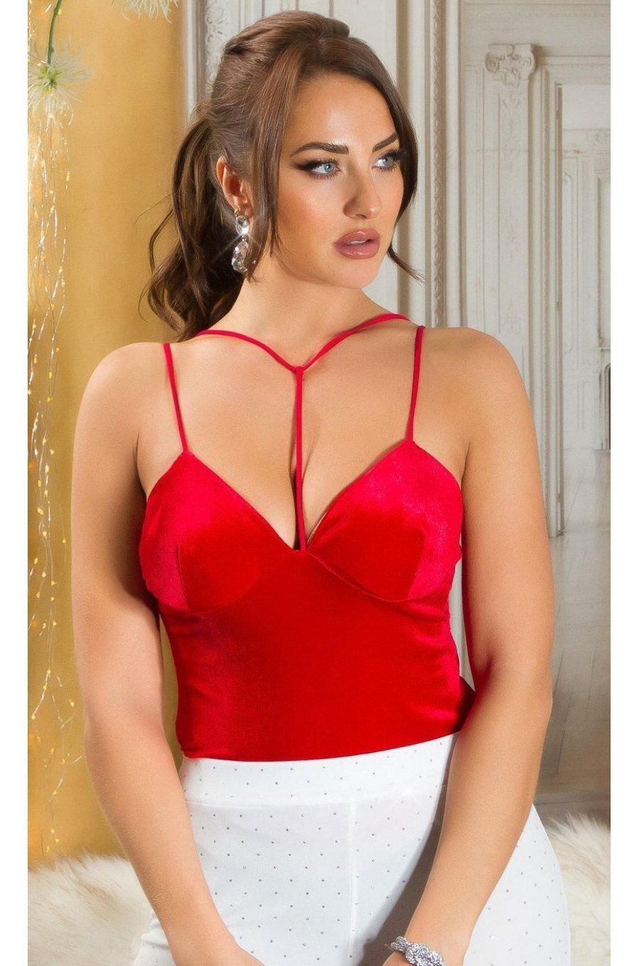 Top dama rosu, din catifea, cu bretelute si cupe, Danni 1 - jojofashion.ro