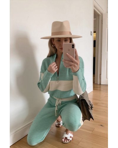 Trening casual din tricot turcoaz cu dungi albe Desiree - jojofashion.ro