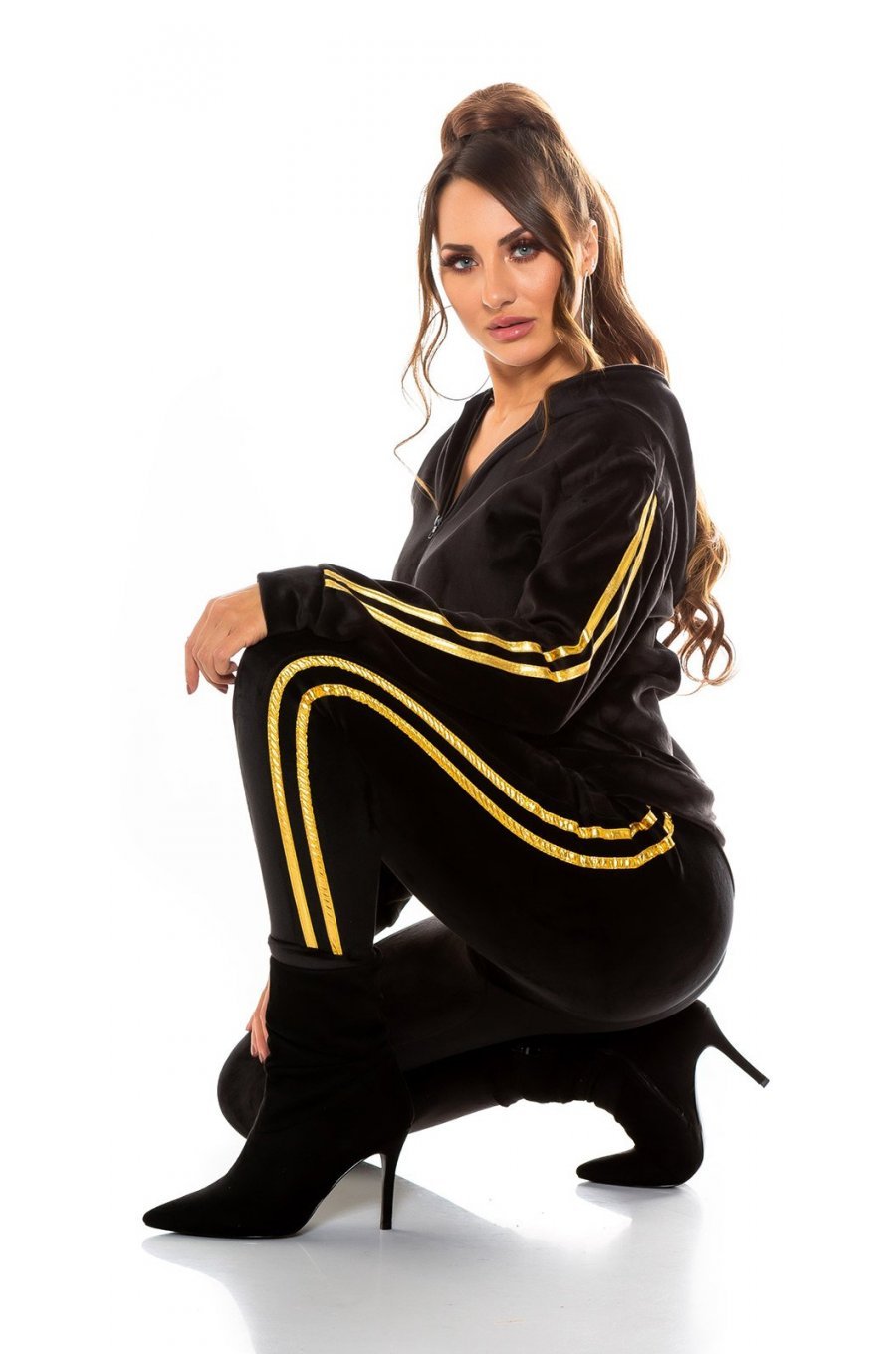 Trening dama casual catifea neagra cu dungi aurii Jasmin 3 - jojofashion.ro