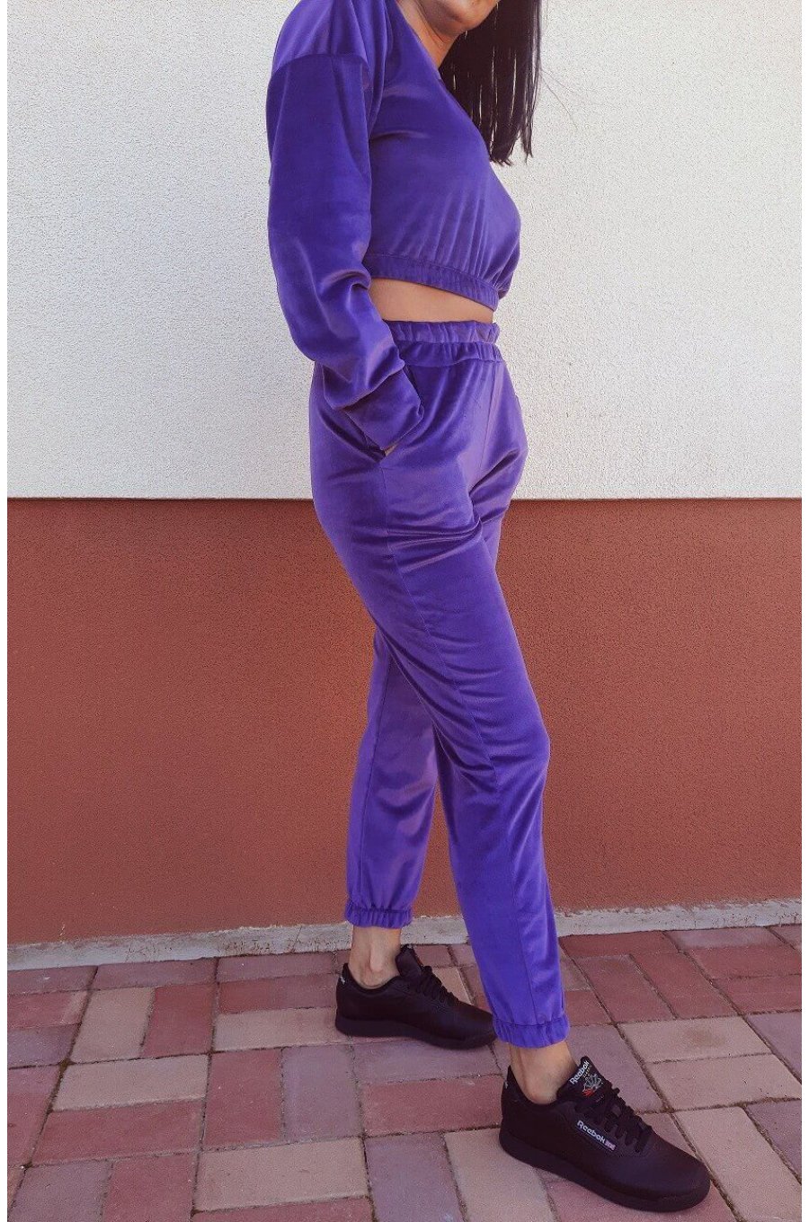 Trening dama crop top catifea mov Gyssa Trening dama crop top catifea mov Gyssa 2 - jojofashion.ro