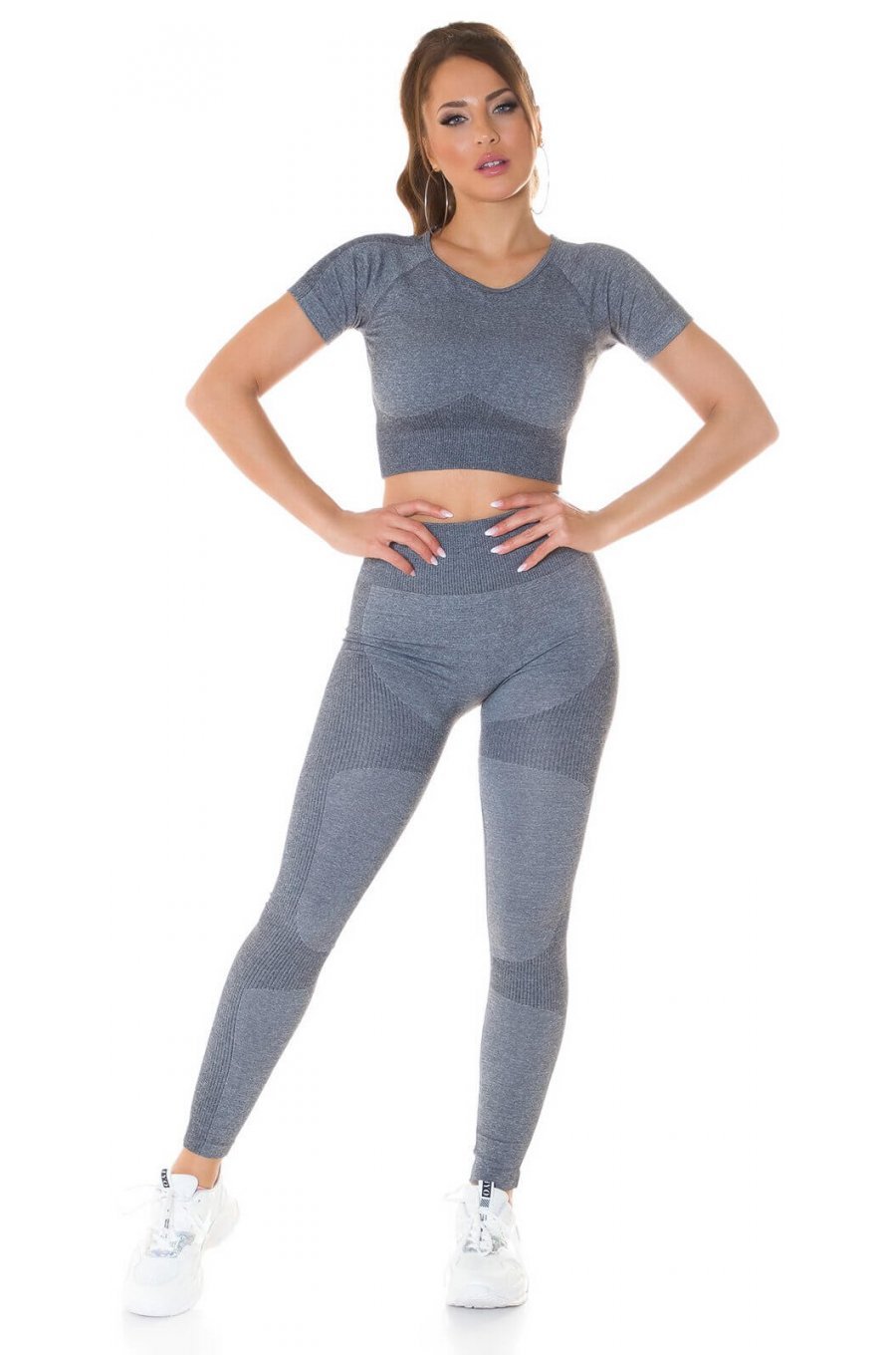 Compleu sport dama, elastic, gri, din doua piese Keiko Compleu sport dama, elastic, gri, din doua piese Keiko 1 - jojofashion.ro