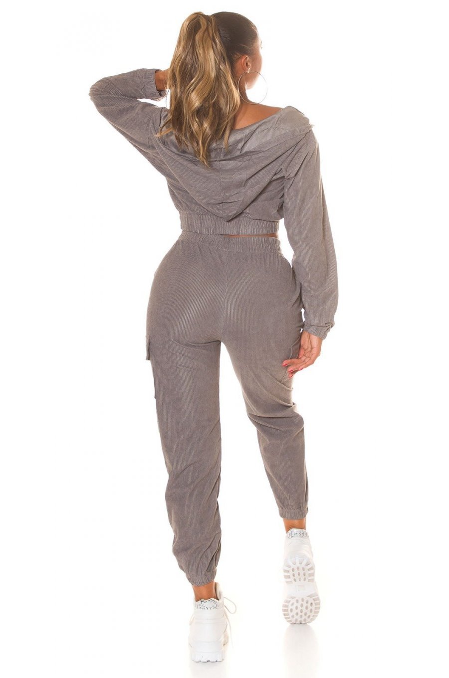 Trening dama cargo, gri, cu gluga si buzunare aplicate, Kasandra Trening dama cargo, gri, cu gluga si buzunare aplicate, Kasandra 4 - jojofashion.ro