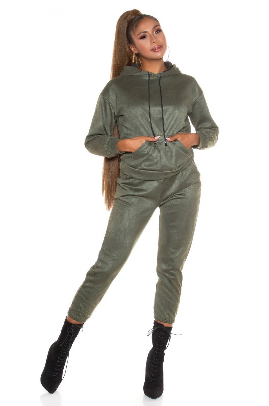 Trening dama casual, catifea, kaki, cu gluga Skya Trening dama casual, catifea, kaki, cu gluga Skya 1 - jojofashion.ro