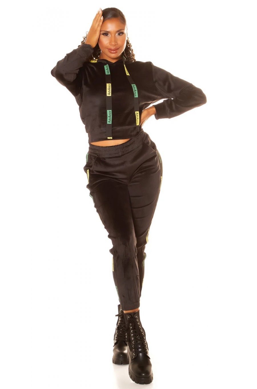 Trening dama casual, catifea, negru, mulat, cu gluga Modisch Trening dama casual, catifea, negru, mulat, cu gluga Modisch 2 - jojofashion.ro