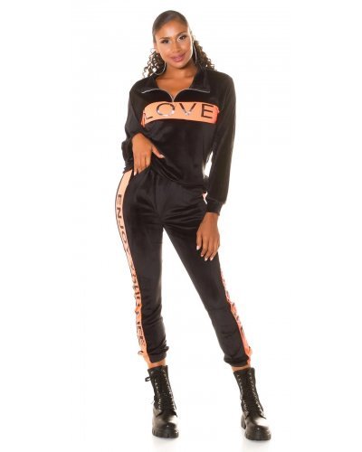 Trening dama casual, din catifea, negru cu print orange Dalys Treninguri dama, Trening dama casual, din catifea, negru cu print orange Dalys - jojofashion.ro