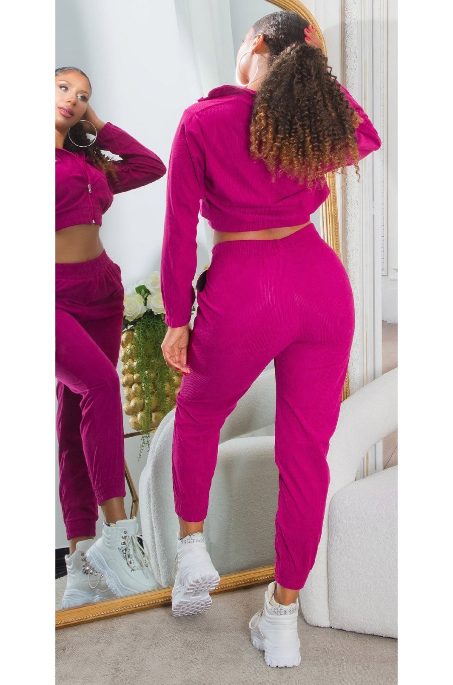 Trening dama roz fucsia, cu bluza crop, buzunare si gluga, Nakamura Trening dama roz fucsia, cu bluza crop, buzunare si gluga, Nakamura 2 - jojofashion.ro