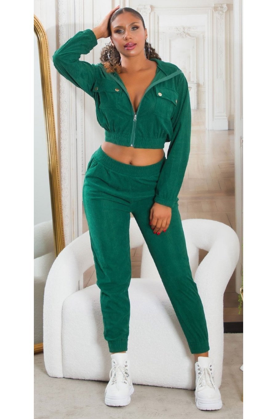 Trening dama verde, cu bluza crop, buzunare si gluga, Nakamura Trening dama verde, cu bluza crop, buzunare si gluga, Nakamura 1 - jojofashion.ro