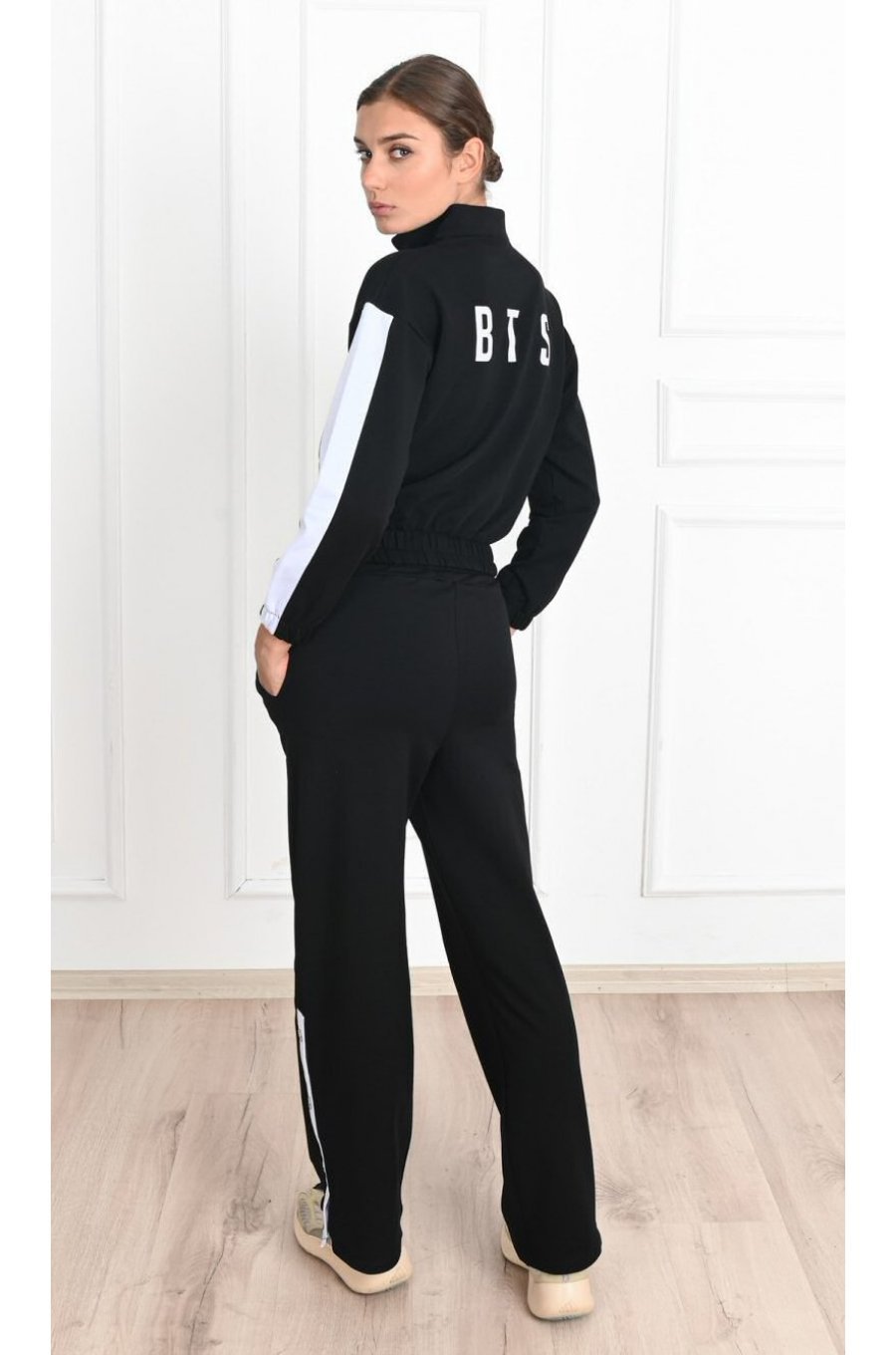 Trening dama sport, bumbac negru, cu capse functionale, Vallery Trening dama sport, bumbac negru, cu capse functionale, Vallery 2 - jojofashion.ro