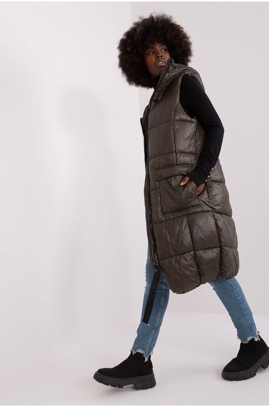 Vesta dama lunga, matlasata, kaki, cu gluga si buzunare, Chelsee 2 - jojofashion.ro
