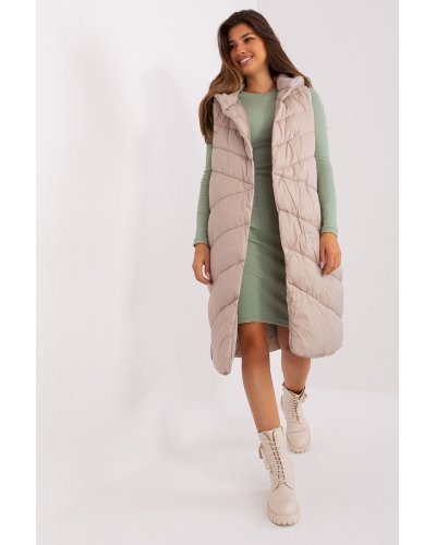 Vesta dama lunga matlasata, oversize, bej, captusita, cu gluga si buzunare, Salma Veste dama, Vesta dama lunga matlasata, oversize, bej, captusita, cu gluga si buzunare, Salma - jojofashion.ro