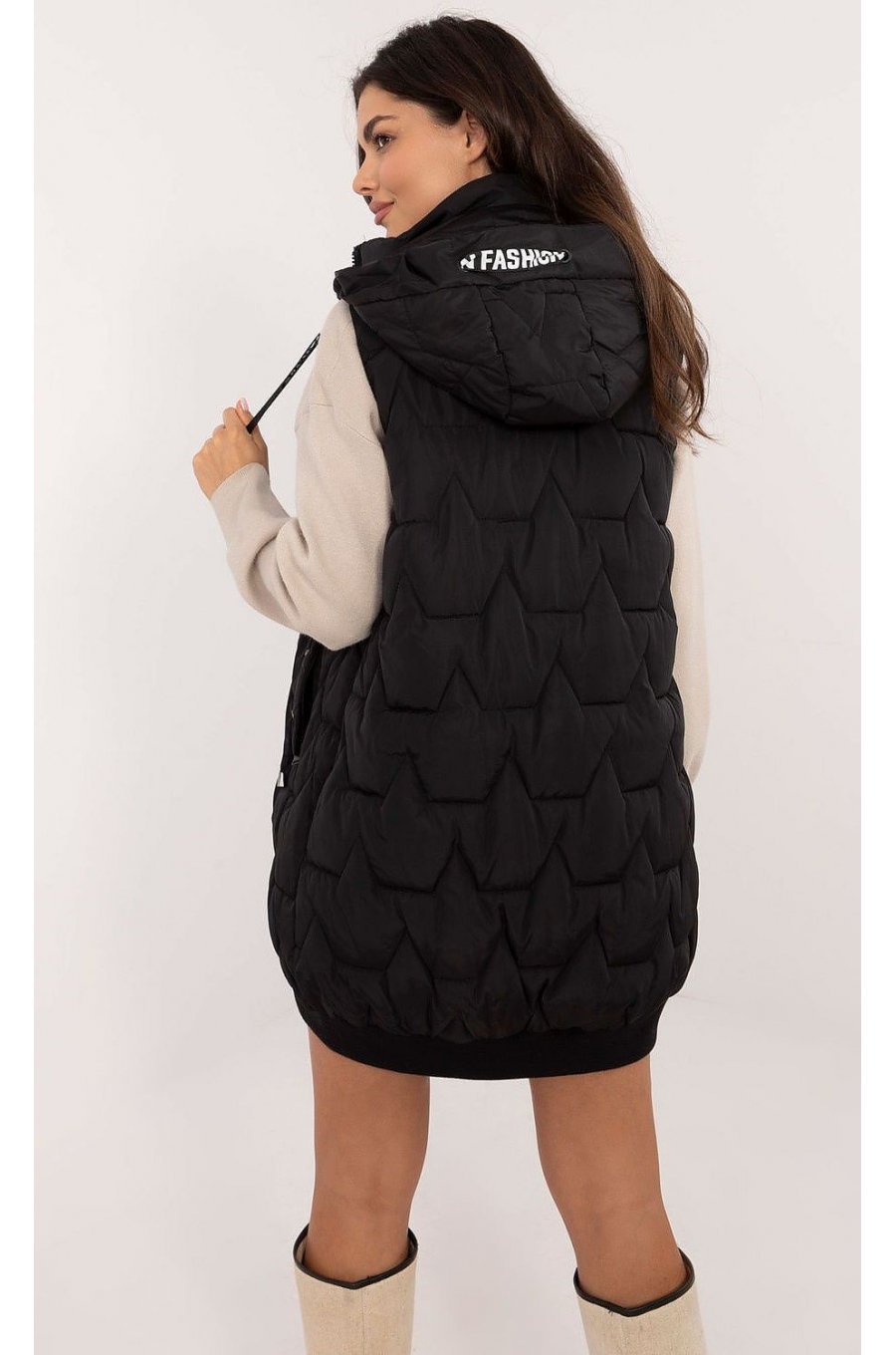 Vesta dama matlasata, neagra, midi, cu gluga, Lournes1 Vesta dama matlasata, neagra, midi, cu gluga, Lournes1 2 - jojofashion.ro