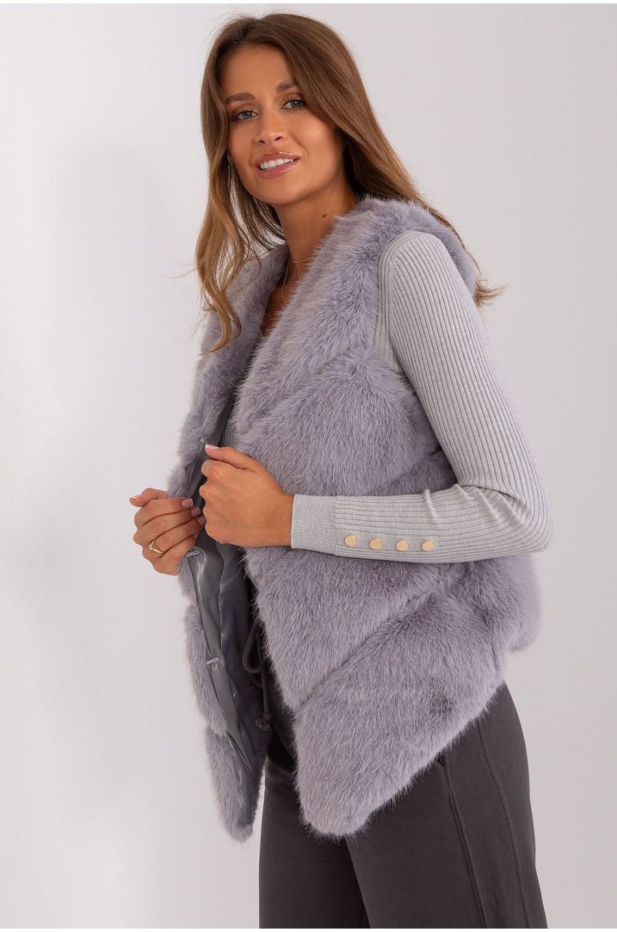 Vesta dama midi, din blana eco, gri, asimetrica, Odette Vesta dama midi, din blana eco, gri, asimetrica, Odette 2 - jojofashion.ro