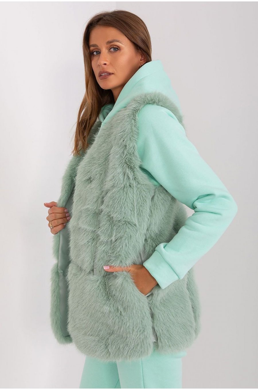 Vesta dama midi, din blana eco, verde menta, Sacha2 Vesta dama midi, din blana eco, verde menta, Sacha2 2 - jojofashion.ro
