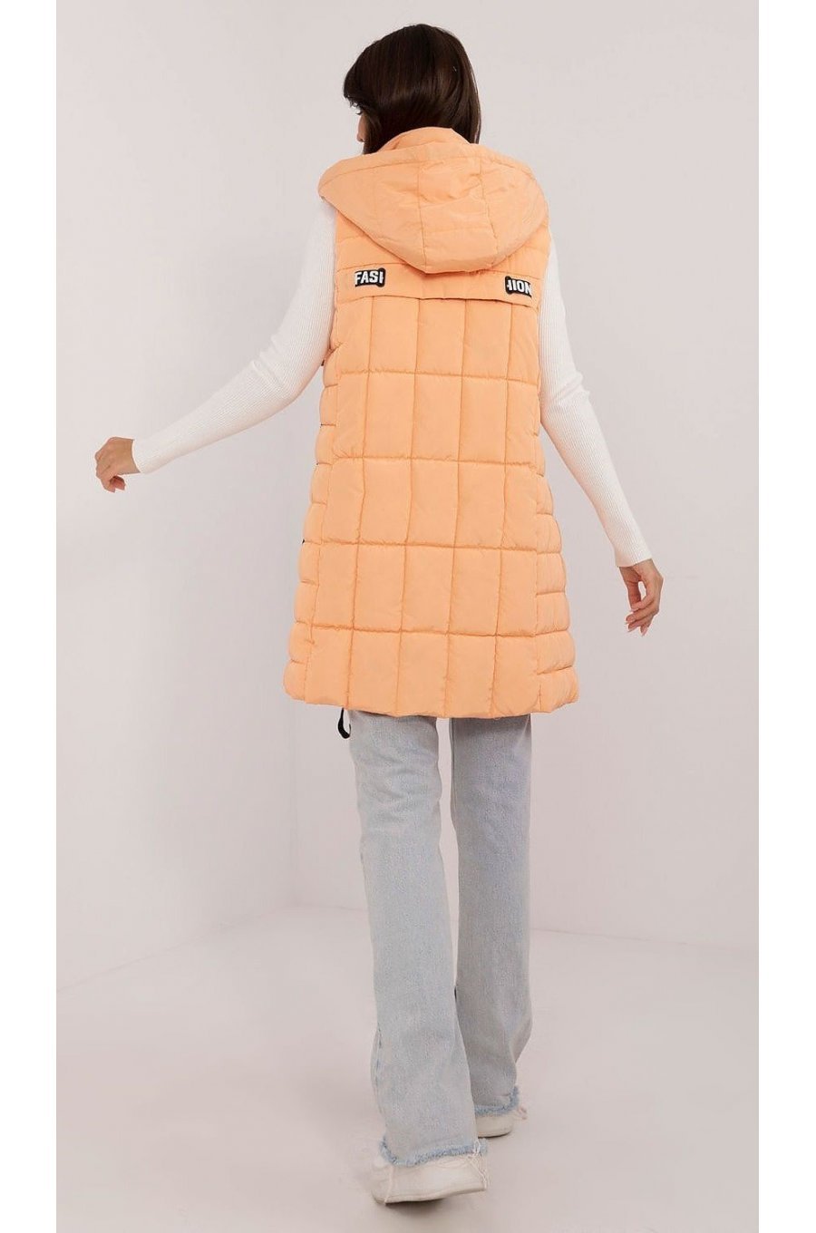 Vesta dama orange matlasata, midi, cu gluga, Shania1 Vesta dama orange matlasata, midi, cu gluga, Shania1 3 - jojofashion.ro