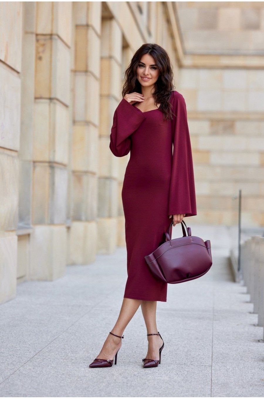 Rochie midi clasica din vascoza burgundy cu maneca lunga JanetR 3 - jojofashion.ro