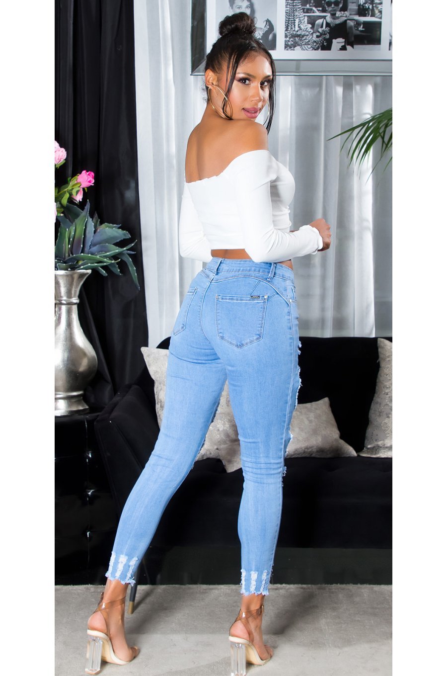 Blugi dama cu push up, rupti, mulati, bleu, din bumbac, accesorizati cu dantela, Paolina 4 - jojofashion.ro