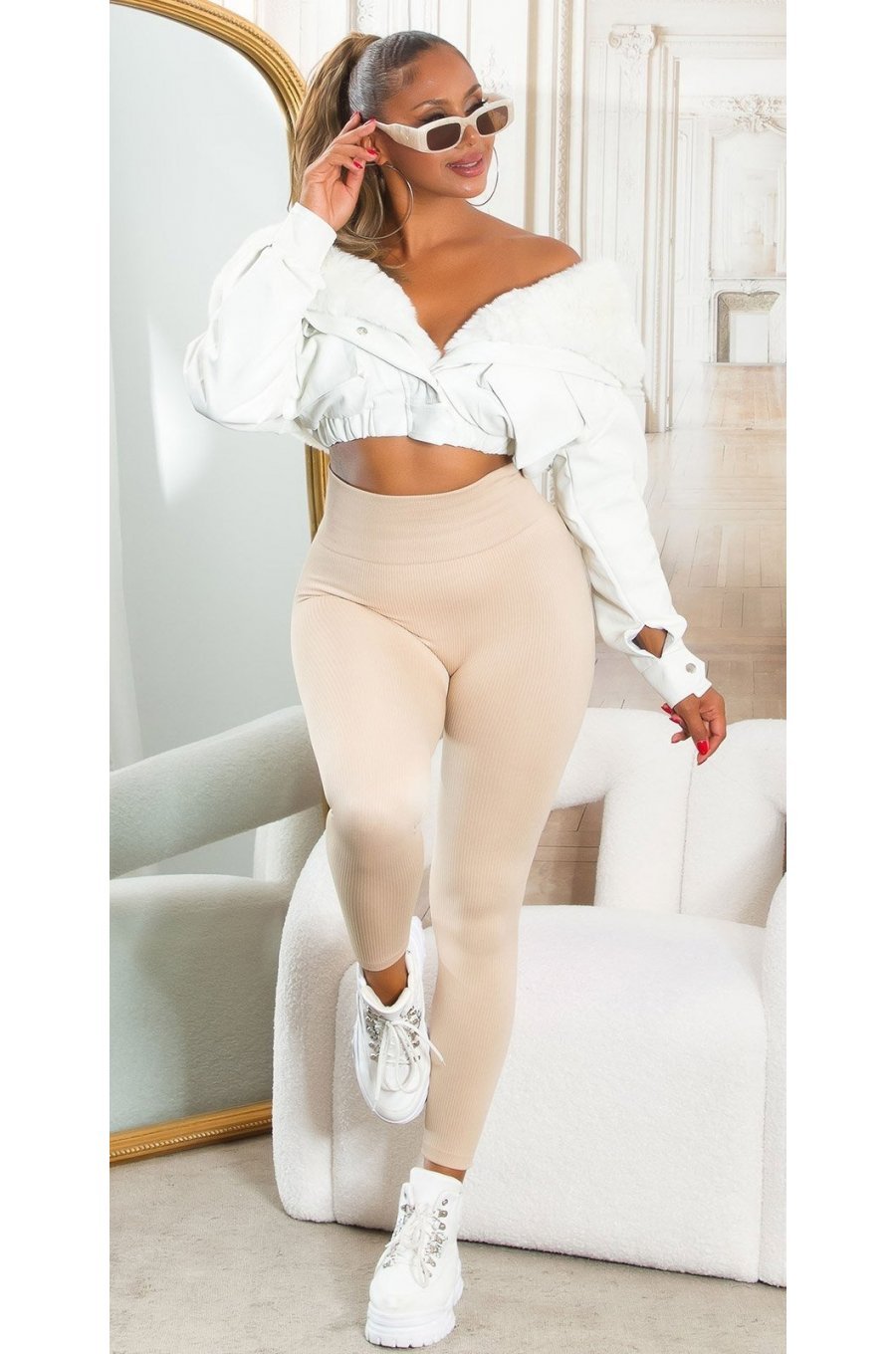 Colanti modelatori bej cu talie inalta si striatii Adelisia Colanti modelatori bej cu talie inalta si striatii Adelisia 3 - jojofashion.ro