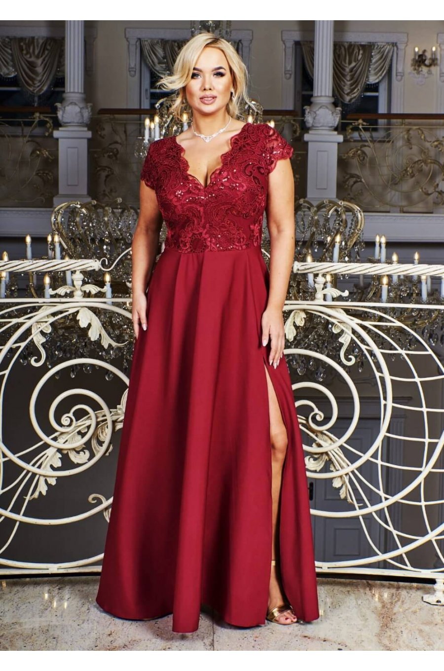 Rochie eleganta in marimi mari de seara lunga broderie burgundy Arianza 1 - jojofashion.ro