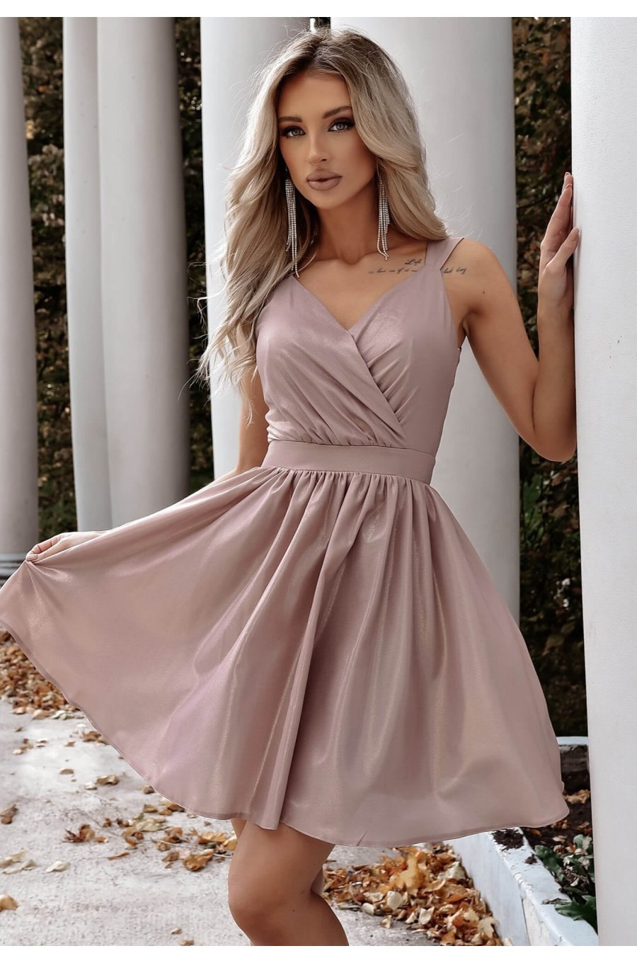 Rochie baby doll scurta bej in clos LisaW 1 - jojofashion.ro