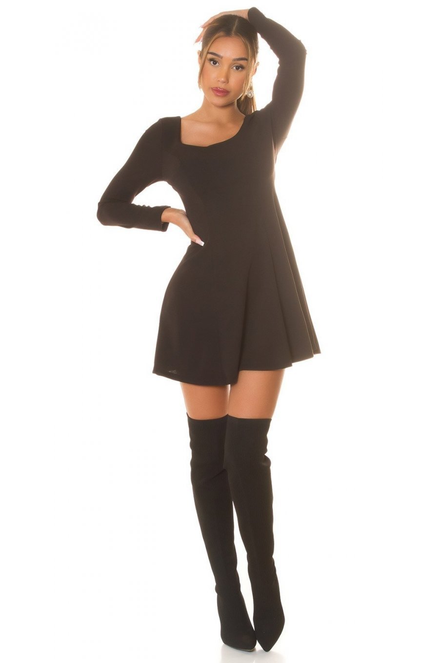 Rochie baby doll scurta, neagra cu funda roz, cu maneca lunga si spate gol, Aimee 6 - jojofashion.ro