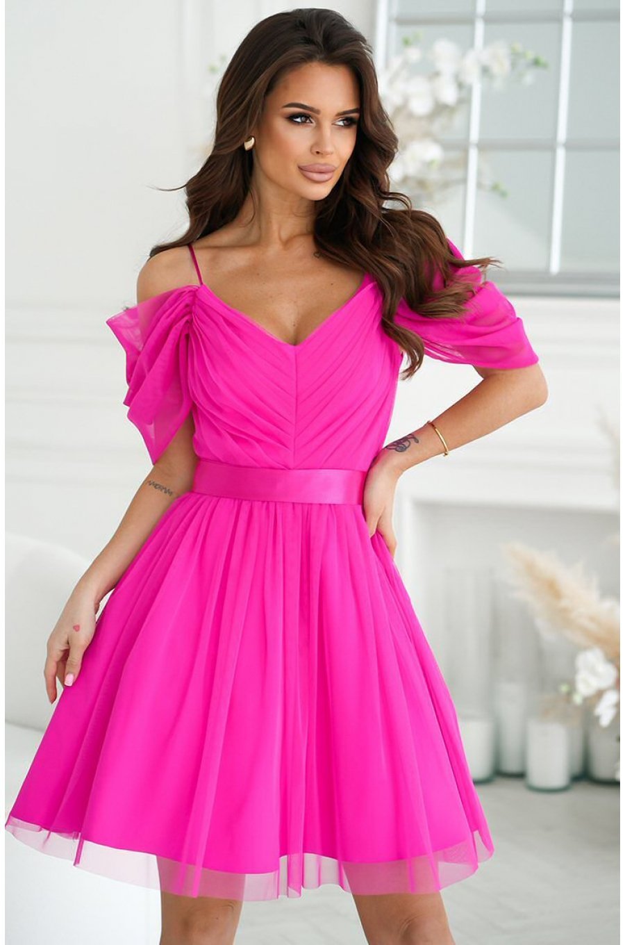Rochie babydoll scurta roz fucsia din tulle cu umeri goi Cayenne 1 - jojofashion.ro