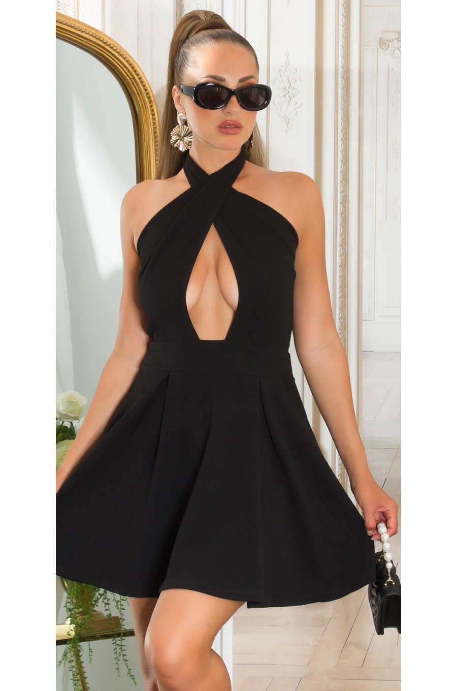 Rochie babydoll scurta neagra cu umerii goi Durra Rochie babydoll scurta neagra cu umerii goi Durra 1 - jojofashion.ro